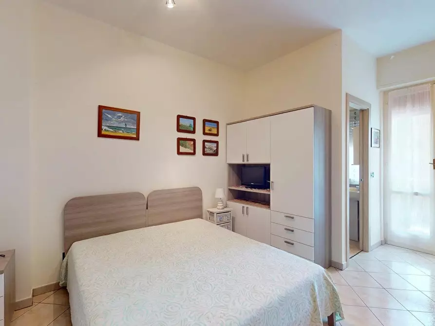 Immagine 11 di Casa trifamiliare in vendita  in Via Montevideo 4. a Borghetto Santo Spirito