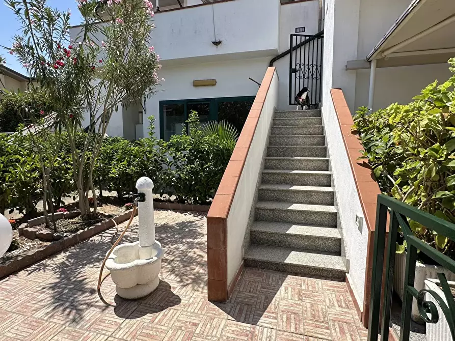 Immagine 2 di Casa trifamiliare in vendita  in Via Ischia, 18 a Villapiana