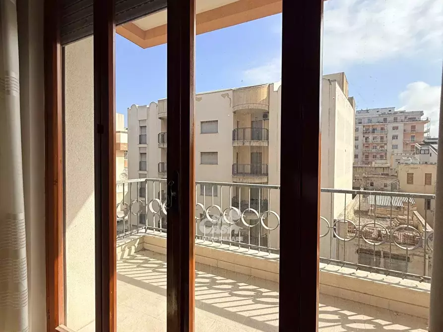 Immagine 8 di Casa trifamiliare in vendita  in Via Mazzini, 166 a Marsala