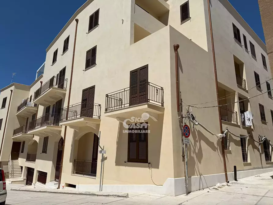 Immagine 42 di Casa trifamiliare in vendita  a Marsala