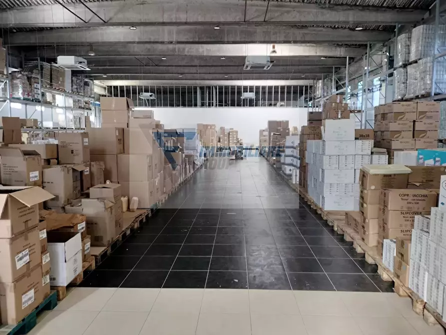 Immagine 3 di Casa bifamiliare in vendita  in Via Giuseppe Farina a Siracusa