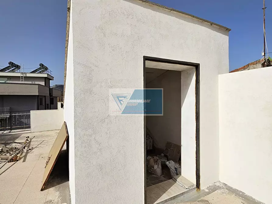 Immagine 13 di Monolocale in vendita  in VIA PENTAPOLI 28 a Buccheri