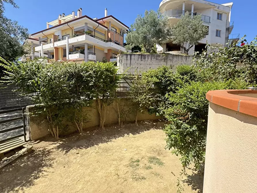 Immagine 15 di Casa trifamiliare in vendita  in Contrada Muoio Piccolo, 40 a Cosenza