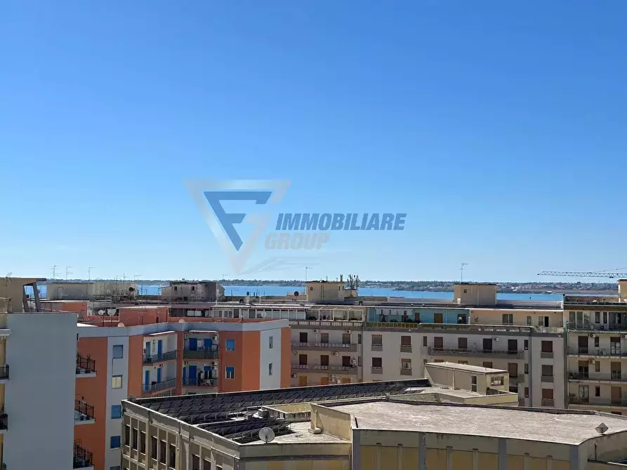 Immagine 1 di Casa trifamiliare in vendita  in piazza della repubblica a Siracusa
