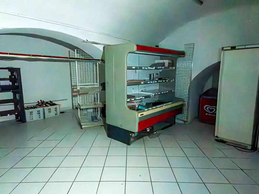 Immagine 11 di Attico in vendita  in Piazzetta Della Fontana a Ventimiglia