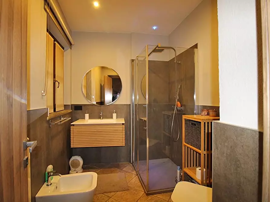 Immagine 7 di Casa trifamiliare in vendita  a Dogliani