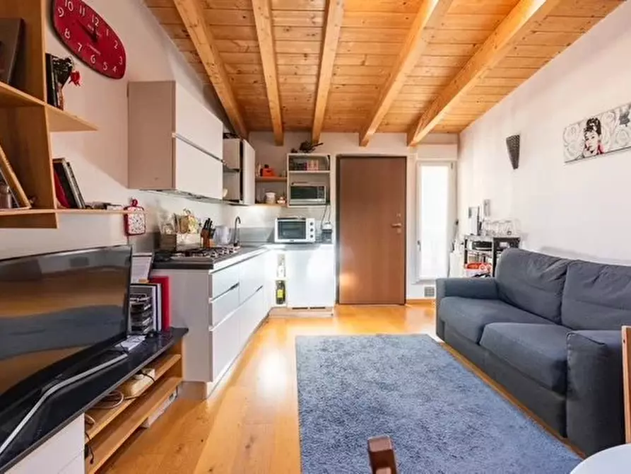 Immagine 3 di Casa trifamiliare in vendita  a Milano