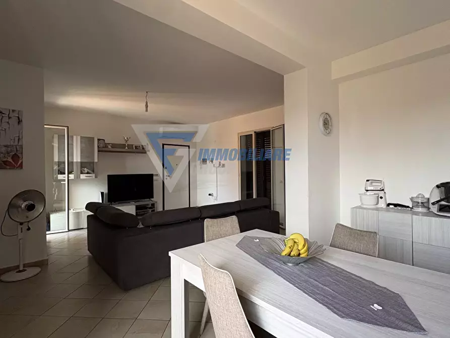 Immagine 3 di Casa trifamiliare in vendita  in Via delle Ortensie a Siracusa