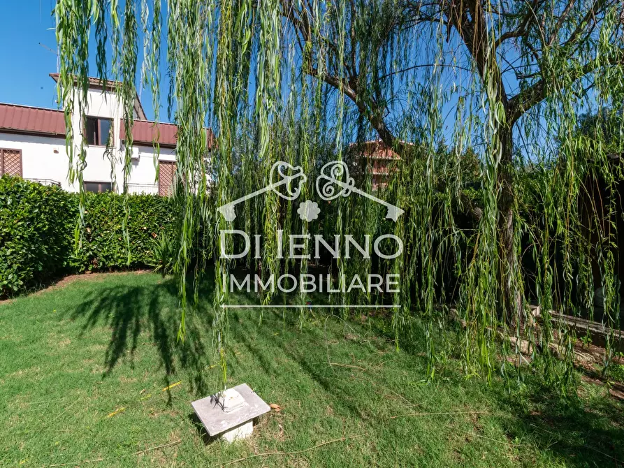 Immagine 20 di Casa trifamiliare in vendita  in Via Siziano a Roma