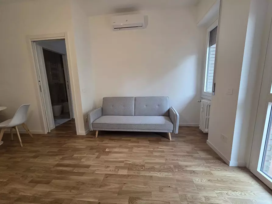 Immagine 8 di Casa trifamiliare in affitto  in Viale Famagosta, 30 a Milano