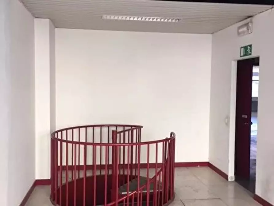 Immagine 13 di Attico in vendita  a Bernate Ticino