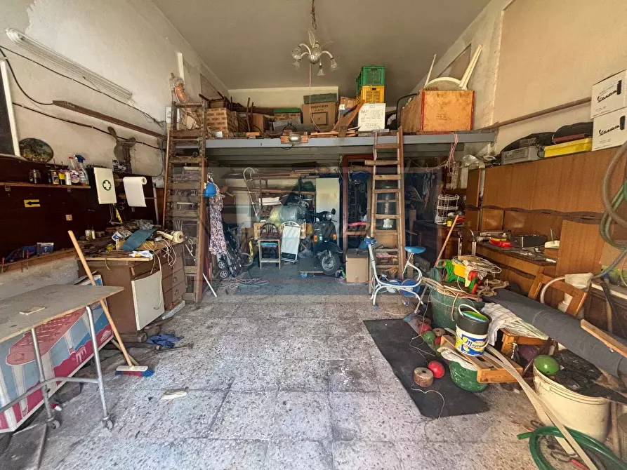 Immagine 16 di Casa trifamiliare in vendita  in Via Michele Bonanno a Siracusa