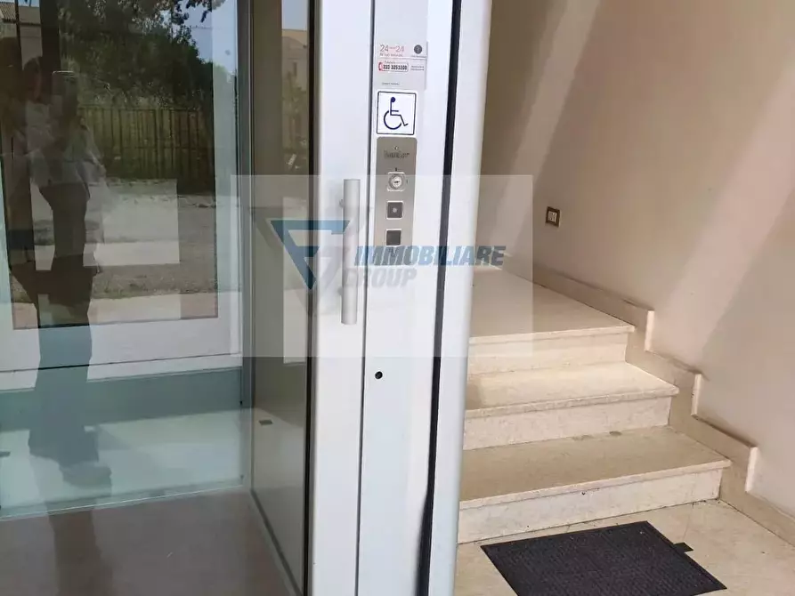 Immagine 6 di Casa trifamiliare in affitto  in Via Siracusa a Siracusa