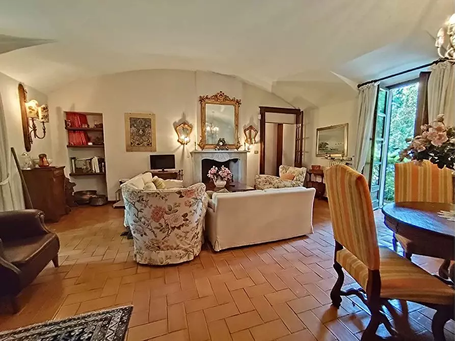 Immagine 10 di Terreno edificabile in vendita  a Asti