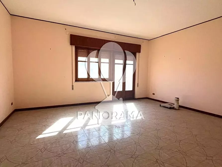 Immagine 3 di Casa trifamiliare in vendita  in Via 4 Novembre, 7 a Partinico