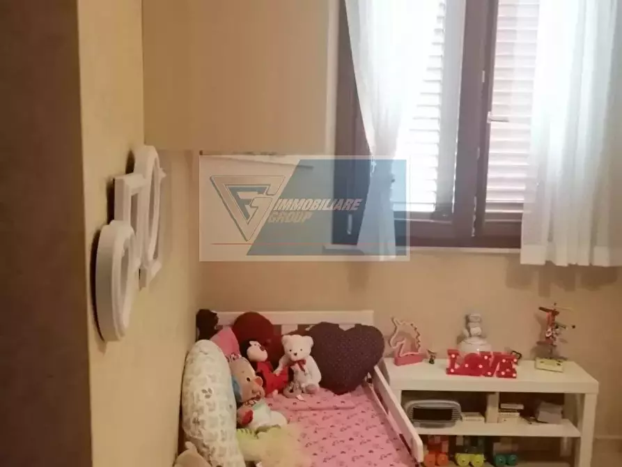 Immagine 11 di Casa trifamiliare in vendita  a Buccheri