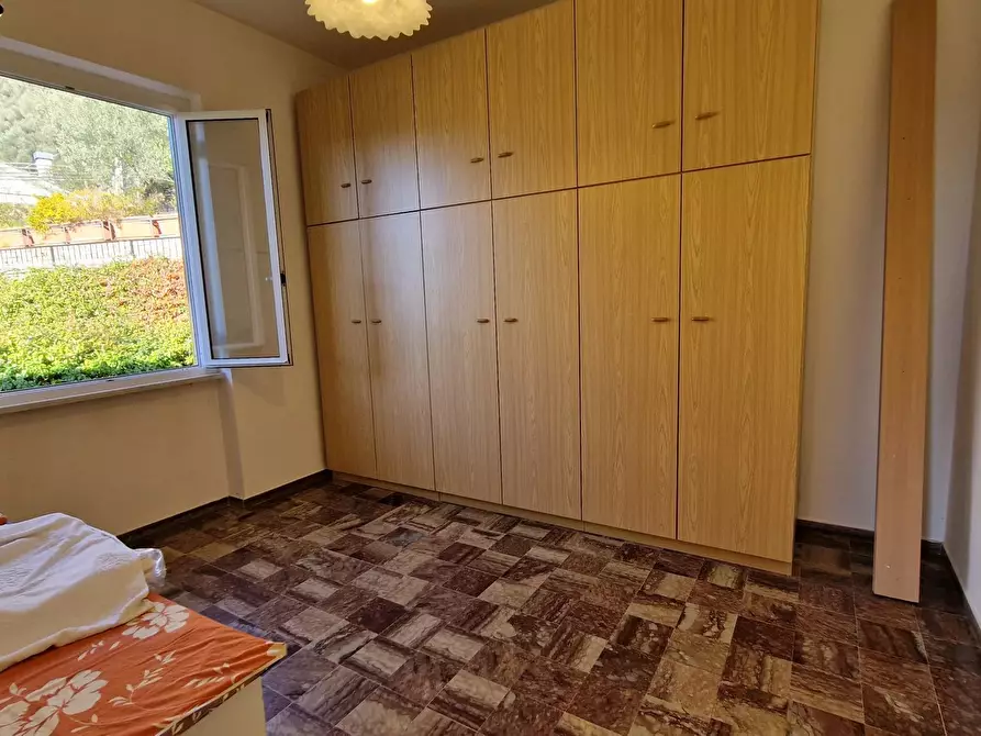 Immagine 59 di Terreno edificabile in vendita  in Via Domenico Canata a Avegno