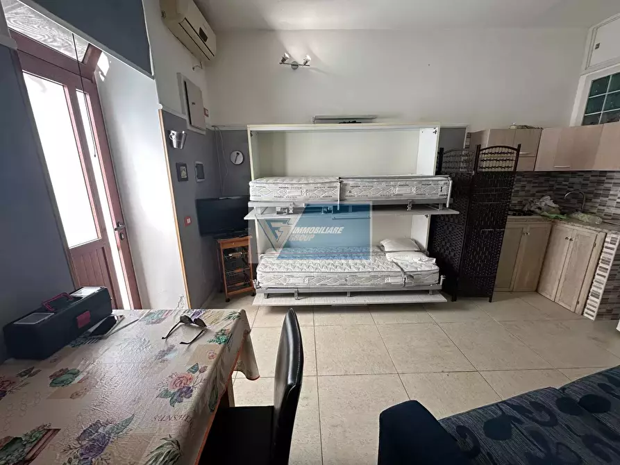 Immagine 2 di Casa trifamiliare in vendita  a Noto