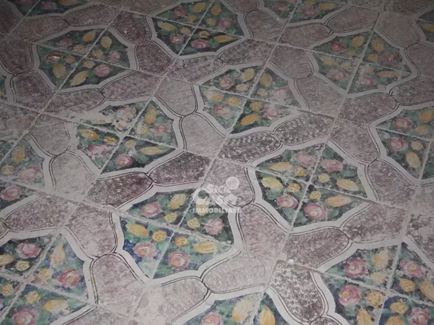 Immagine 17 di Monolocale in vendita  a Marsala