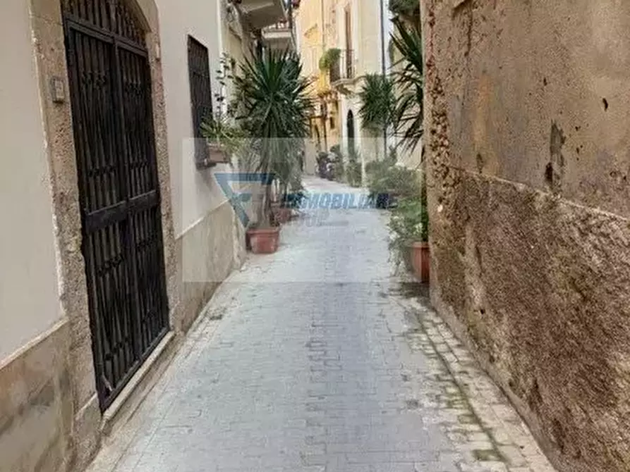 Immagine 10 di Casa trifamiliare in vendita  in Vicolo I Alla Giudecca a Siracusa