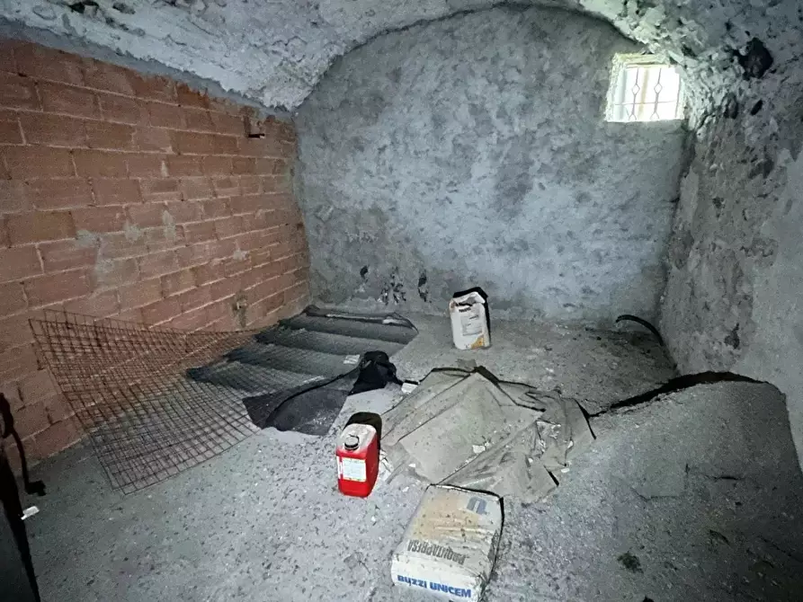 Immagine 4 di Casa trifamiliare in vendita  a Apricale