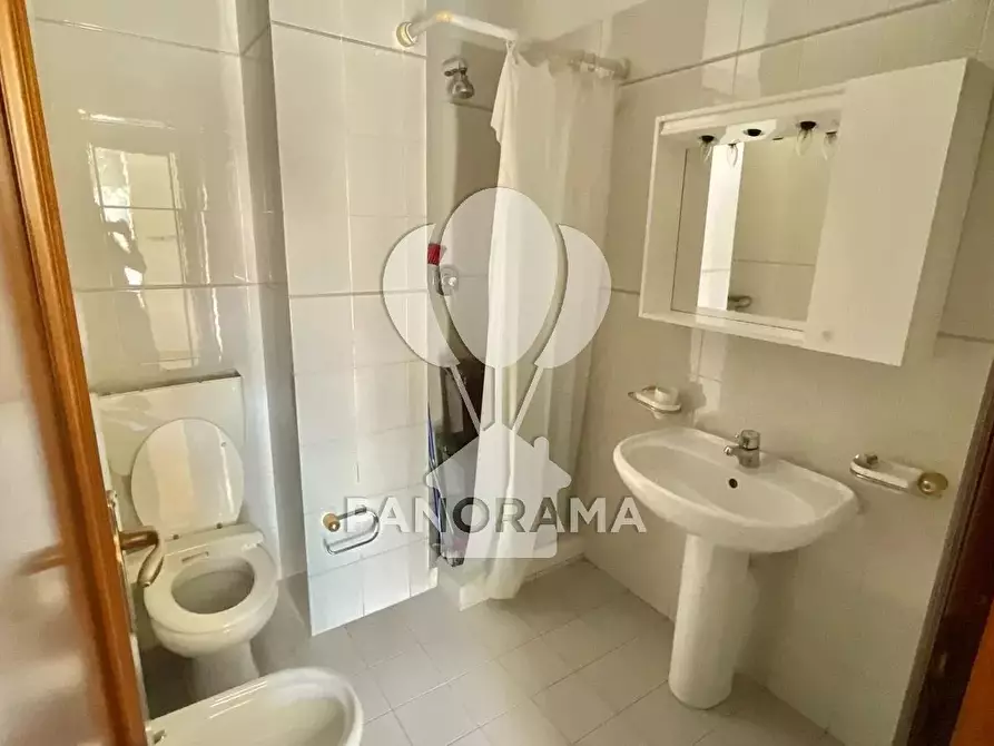 Immagine 5 di Castello in affitto  in Via Catania a Palermo