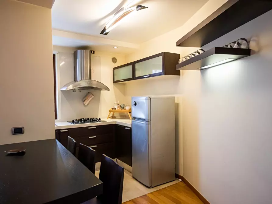 Immagine 12 di Casa trifamiliare in vendita  in Vico XX Vittorio Emanuele.19 a Bari