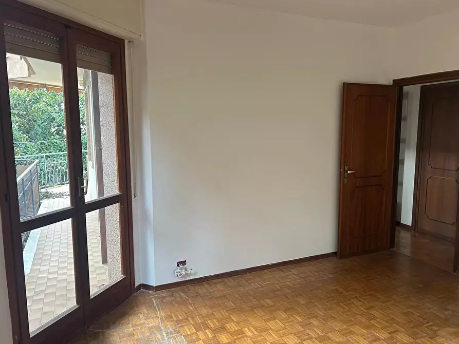 Immagine 9 di Casa trifamiliare in vendita  a Bordighera