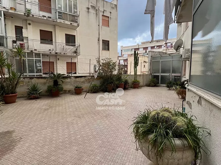 Immagine 9 di Casa trifamiliare in vendita  a Marsala