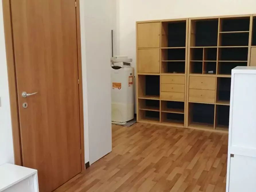 Immagine 8 di Casa trifamiliare in affitto  a Milano