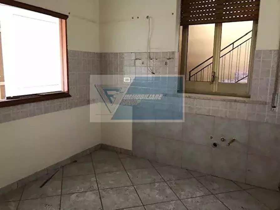 Immagine 15 di Casa trifamiliare in vendita  a Buccheri