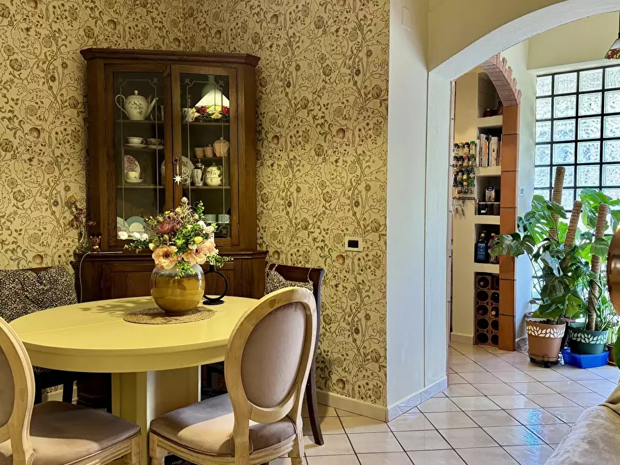 Immagine 9 di Casa trifamiliare in vendita  a Altilia