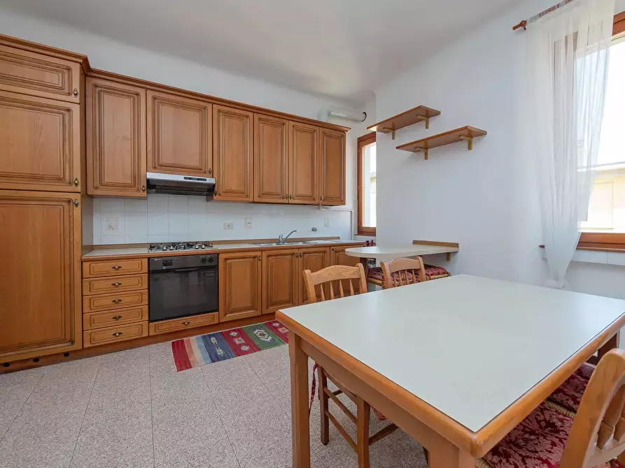 Immagine 1 di Casa trifamiliare in affitto  in Via Abano a Milano