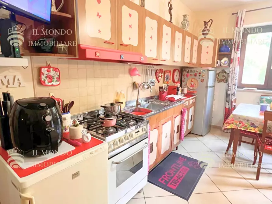 Immagine 11 di Casa trifamiliare in vendita  in Via Pietro Nenni, 8 a Palombara Sabina