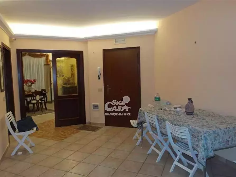 Immagine 1 di Casa trifamiliare in vendita  a Marsala