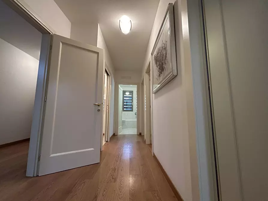 Immagine 34 di Casa trifamiliare in vendita  a Conegliano