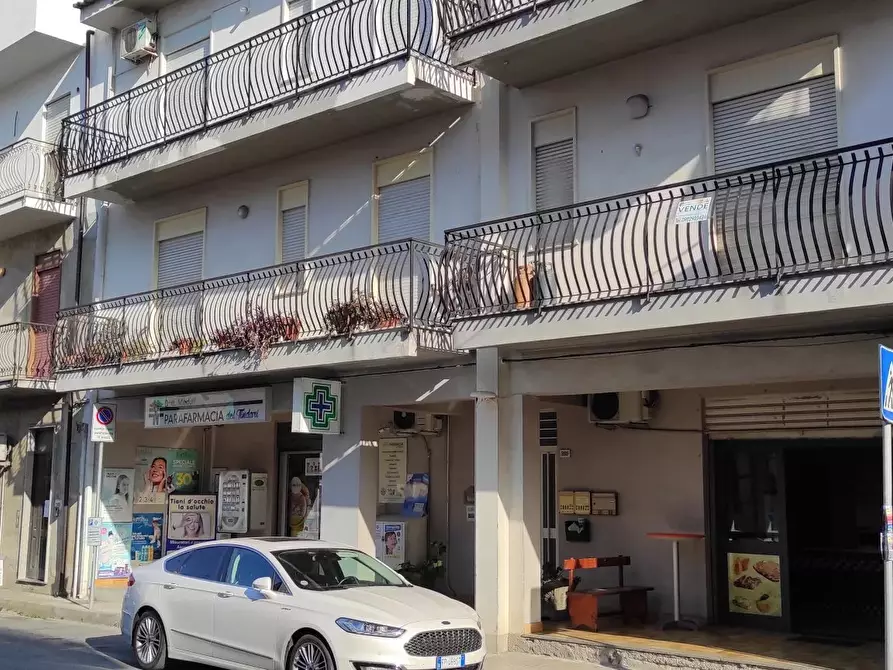 Immagine 4 di Casa trifamiliare in vendita  in Via Nazionale 213 a Basicò