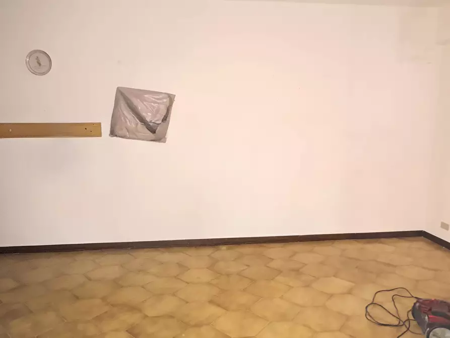 Immagine 35 di Casa trifamiliare in vendita  a Messina