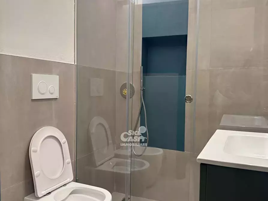 Immagine 14 di Casa trifamiliare in affitto  a Marsala