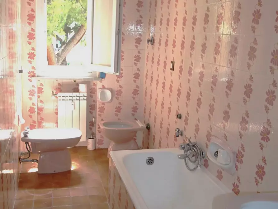 Immagine 23 di Casa trifamiliare in vendita  in Via Tevere, 17 a Borghetto Santo Spirito