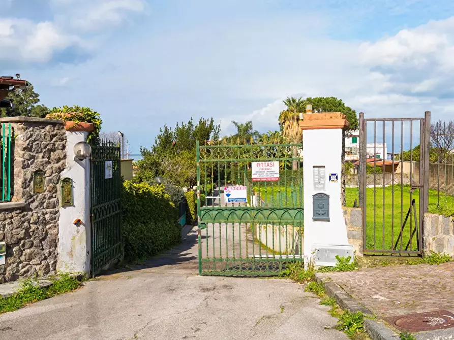 Immagine 32 di Casa trifamiliare in vendita  in via Eddomade, 39. a Casamicciola Terme