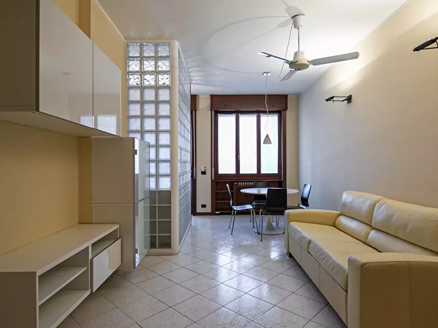 Immagine 1 di Casa trifamiliare in affitto  in via Bartolini, 25. a Milano