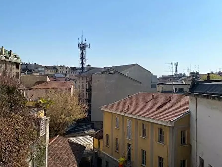 Immagine 33 di Casa trifamiliare in affitto  in Via Michelangelo Buonarroti, 6 a Milano