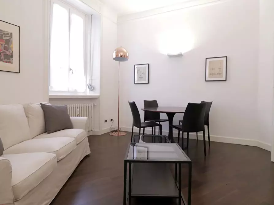 Immagine 3 di Casa trifamiliare in vendita  in Via Luigi Vanvitelli, 49 a Milano