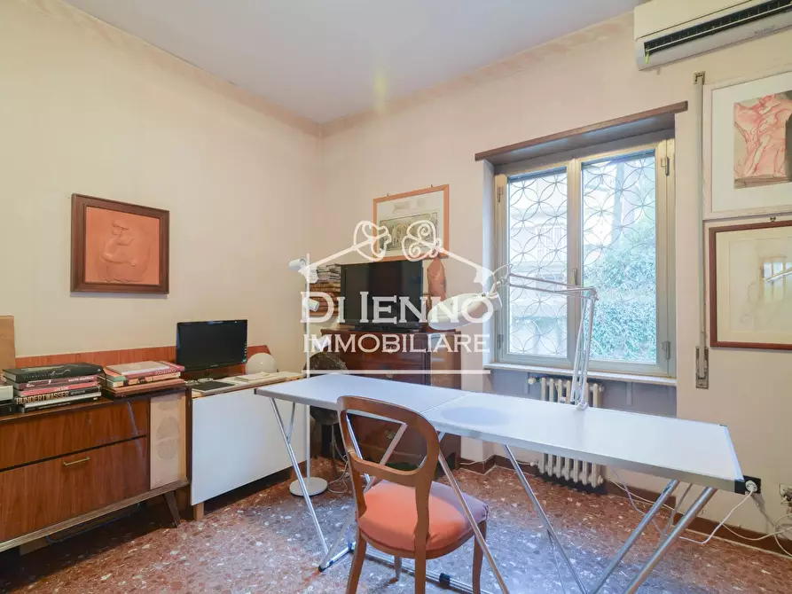 Immagine 10 di Casa trifamiliare in vendita  a Roma