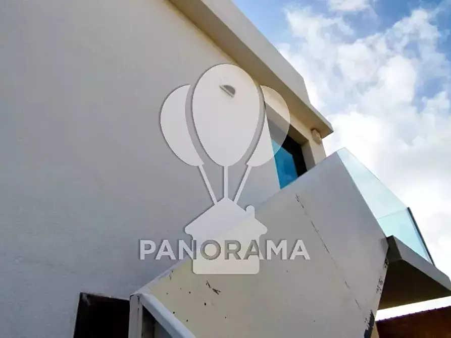 Immagine 12 di Casa trifamiliare in vendita  a Castelvetrano