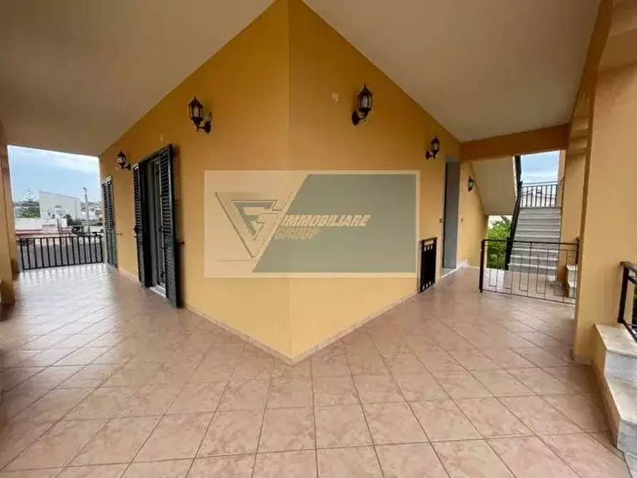 Immagine 10 di Casa trifamiliare in vendita  in Via Brancati a Buccheri