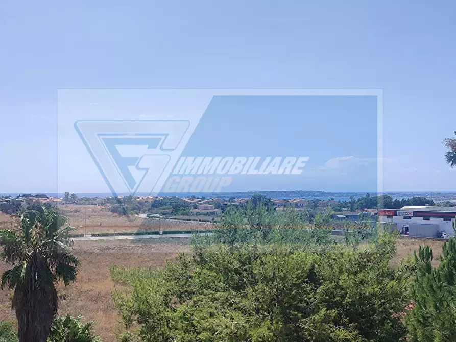 Immagine 11 di Casa trifamiliare in vendita  in Via Monte San Vito a Siracusa