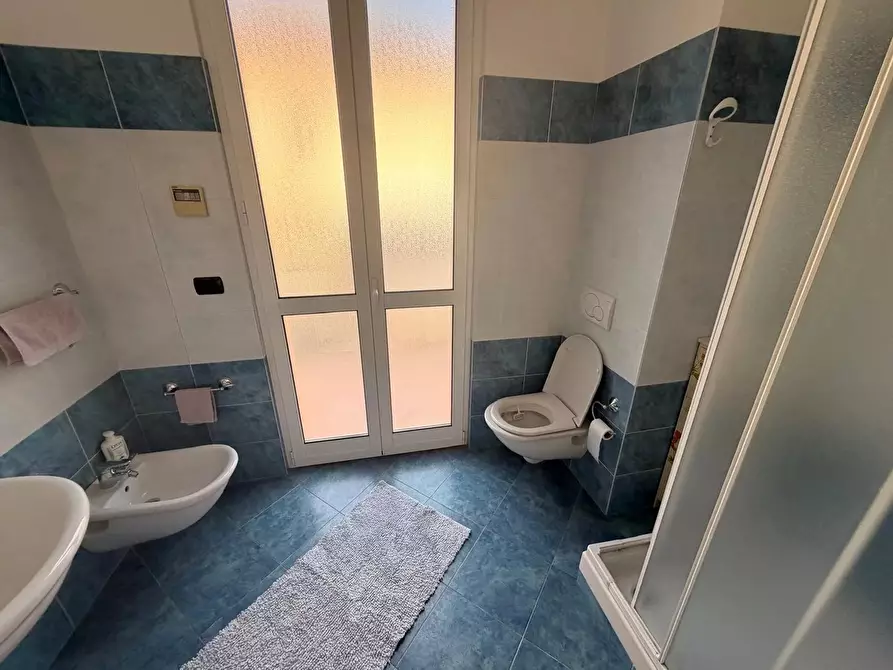 Immagine 14 di Casa trifamiliare in vendita  in Corso Genova, 86 a Ventimiglia