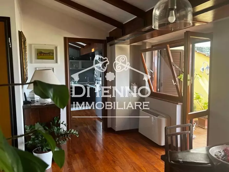 Immagine 25 di Casa trifamiliare in affitto  a Roma